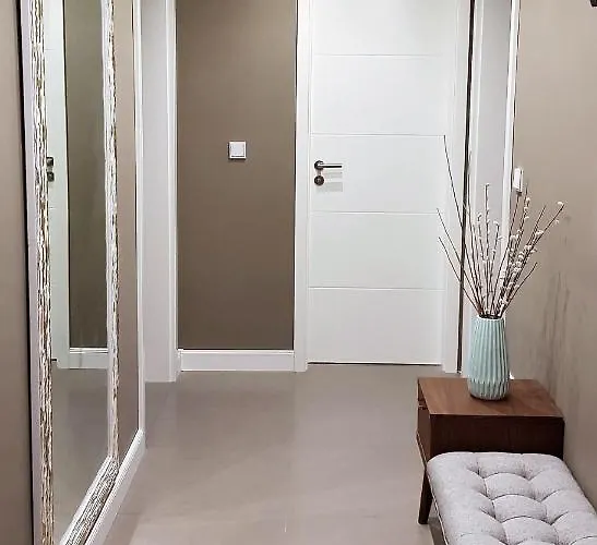 Elbquartier No3 Moebliertes Wohnen Auf Zeit In *