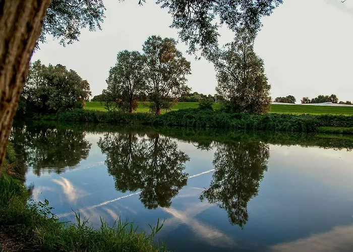 Elbquartier No3 Moebliertes Wohnen Auf Zeit In Appartement Wedel